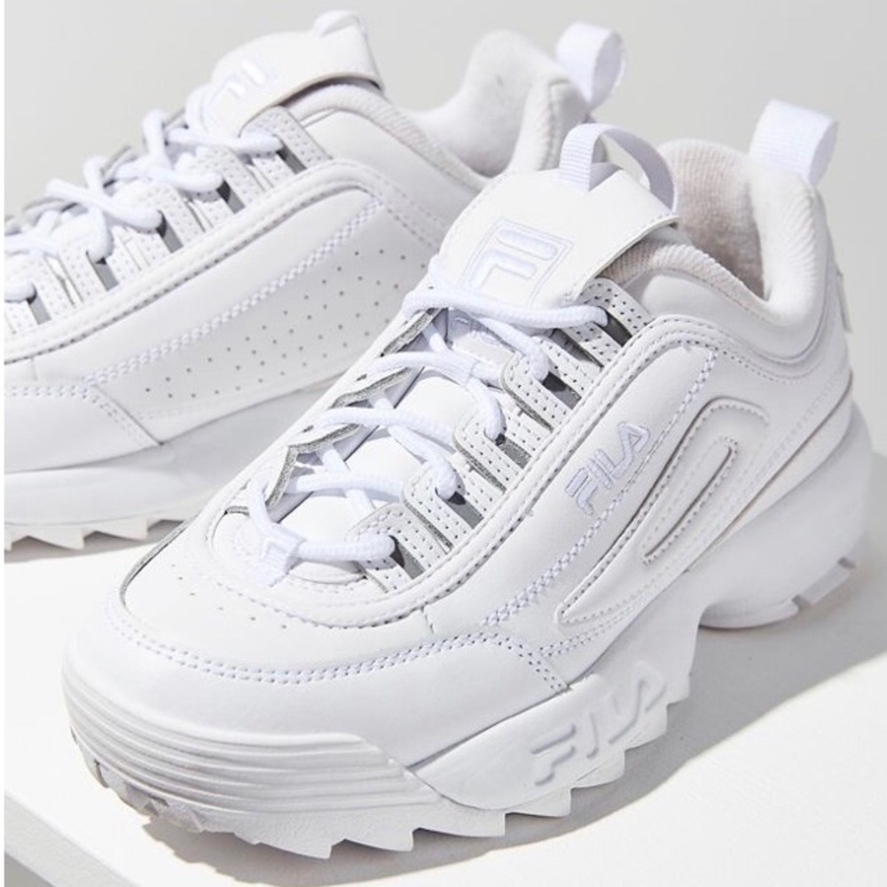 FILA Disruptor 2 Premium Mono Sneaker (SIZE 8.5)